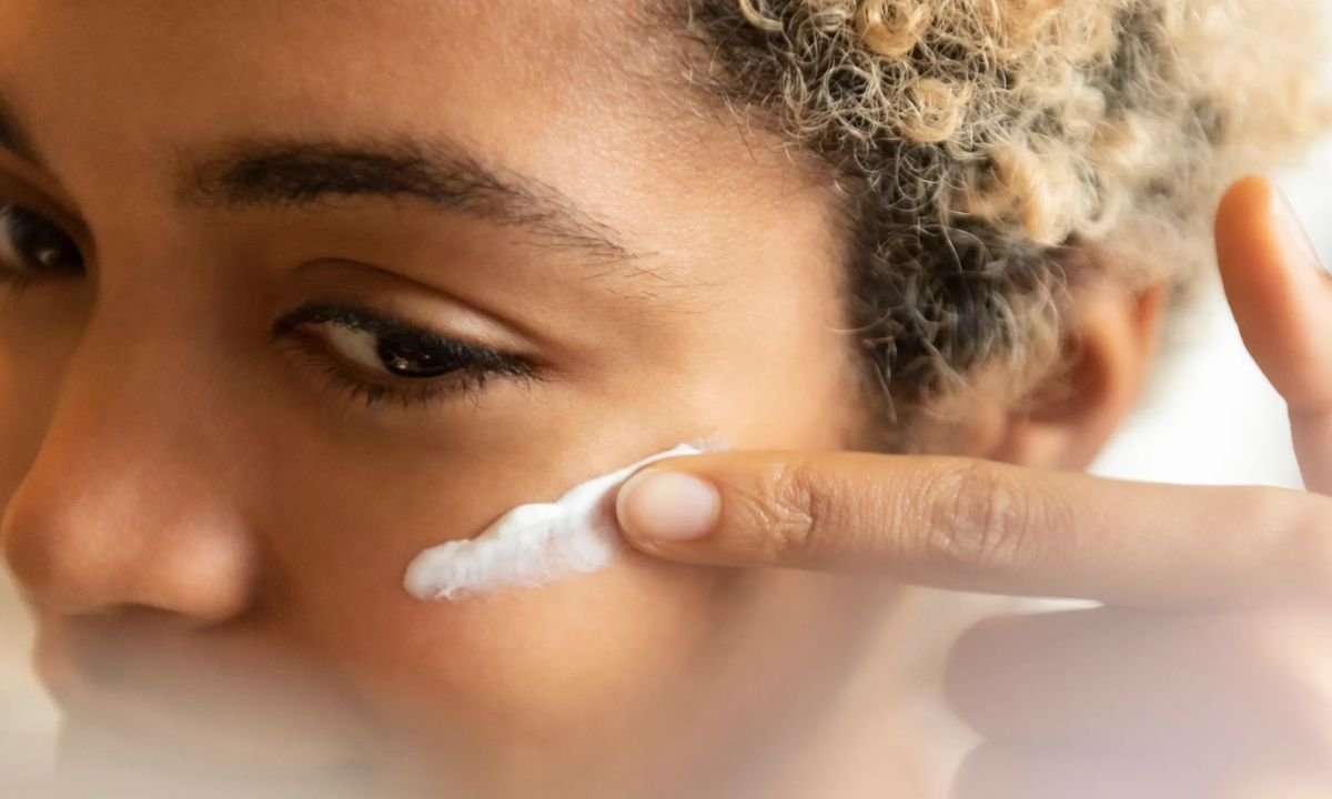 How to Build a Simple Skincare Routine